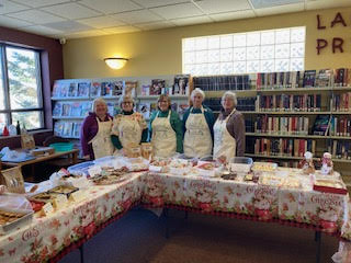Ready to help is Mary Ann Keil, Peg Padilla, Terri Takala, Janet Wagner, Maureen Elson.